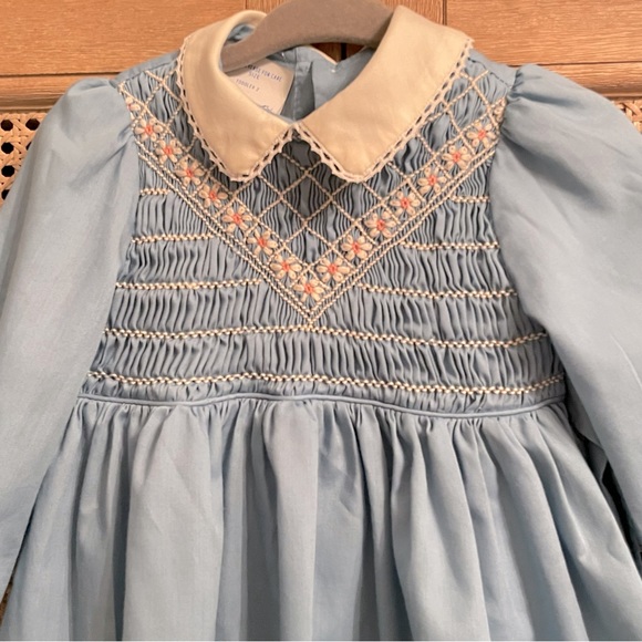 Vintage Dress POLLY FLINDERS Smocked Toddler Size 2T Hand Embroidery  Smocking - Picture 2 of 9